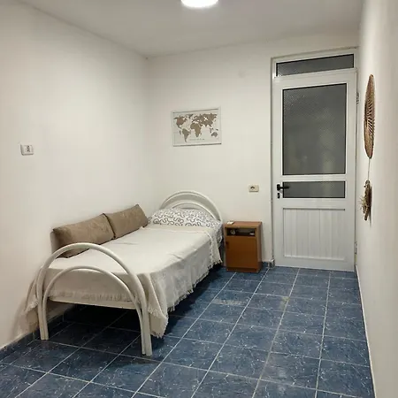 Vivi Apartman Golem